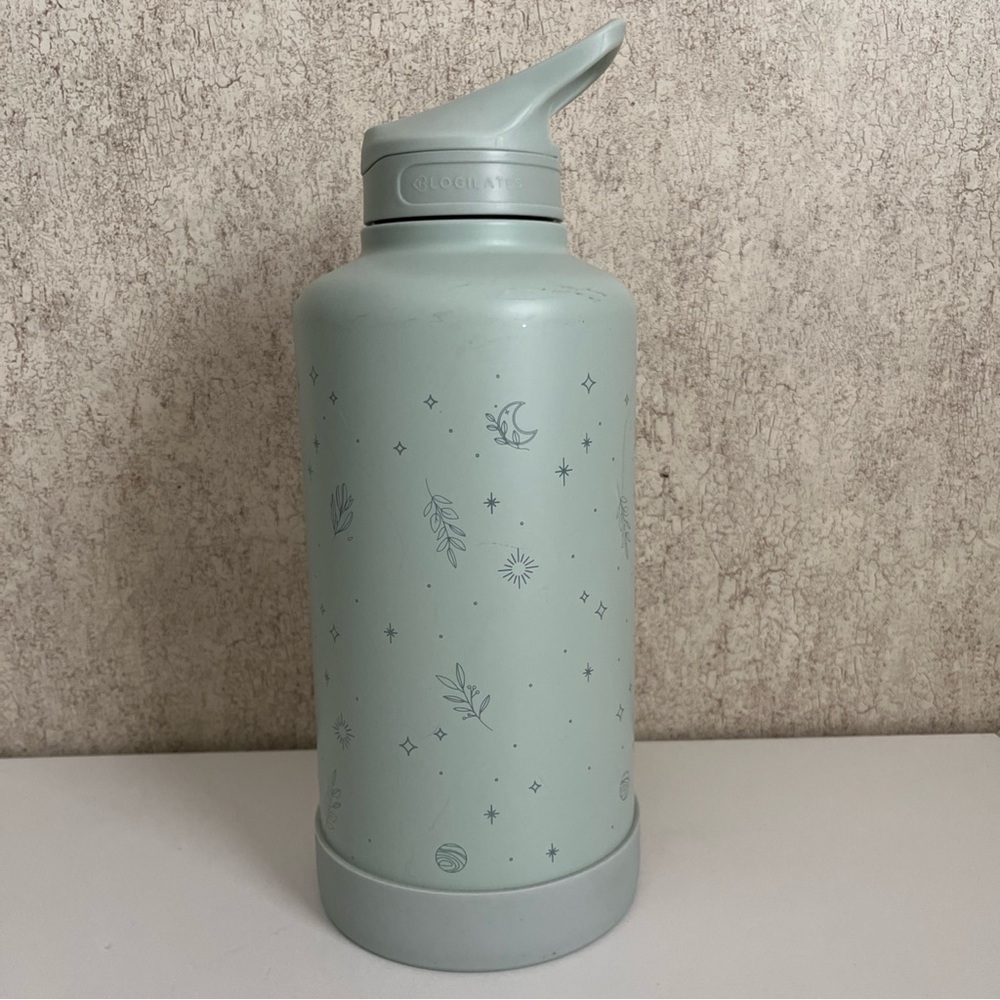 Blogilates Stainless Steel Mint Green Insulated Water Bottle 62oz